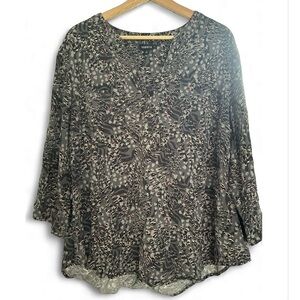 TORRID animal print Blouse 3/4 sleeves size 3X
